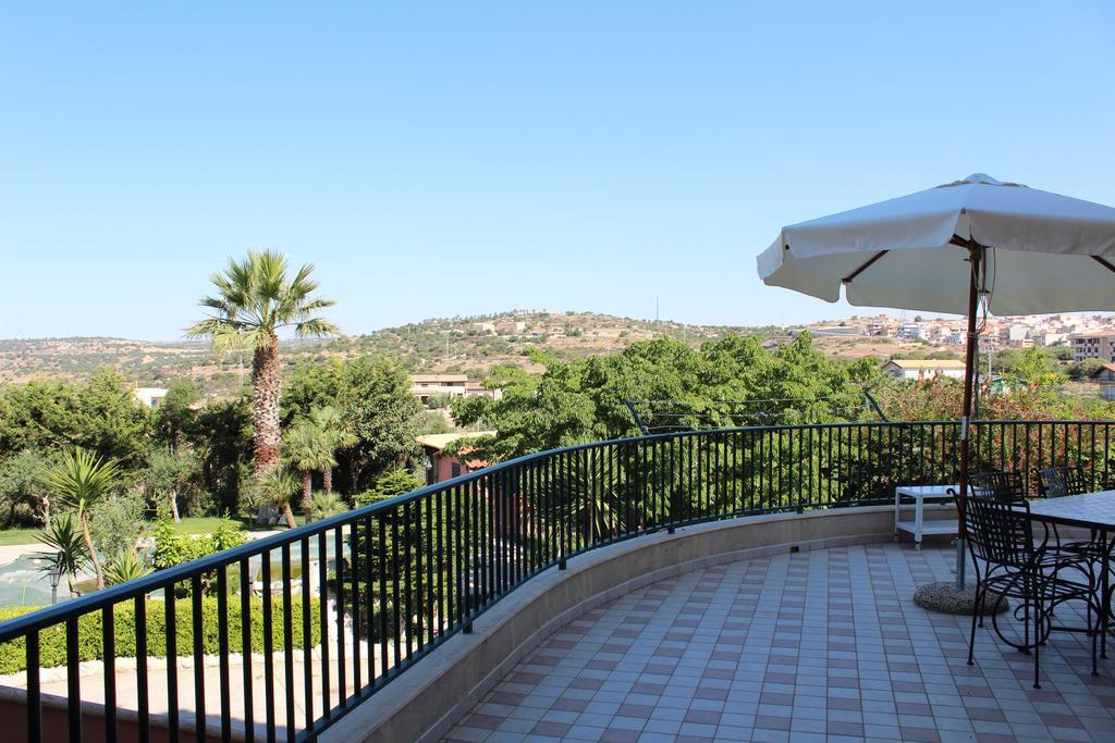 Villa Orchidea Luxury B&B Испика Экстерьер фото