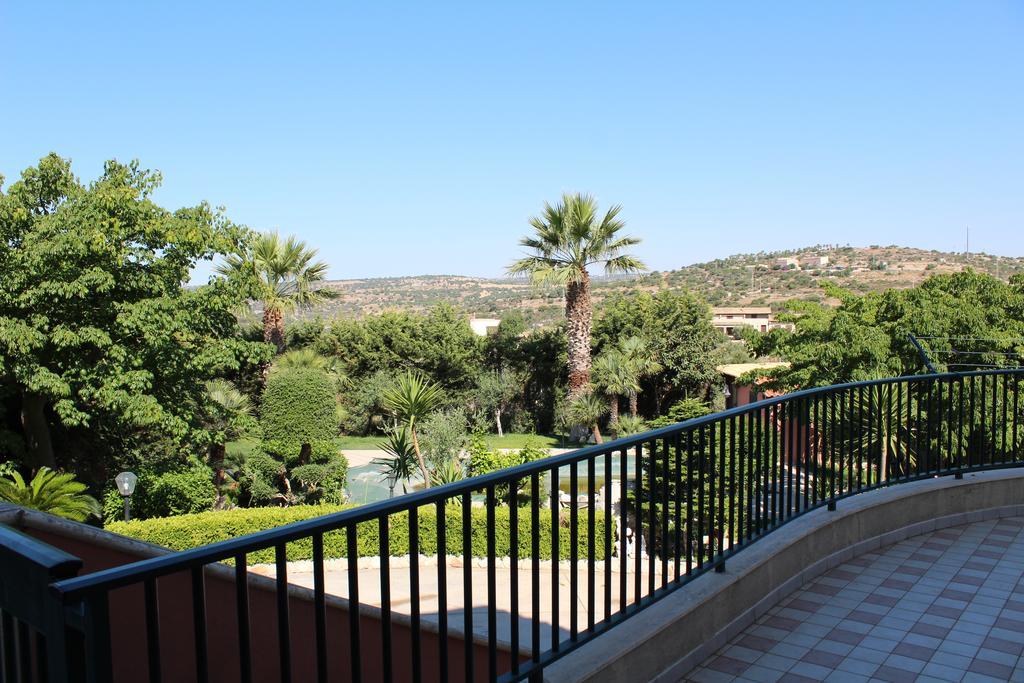 Villa Orchidea Luxury B&B Испика Экстерьер фото
